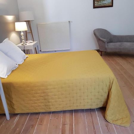 Domaine De Capoulade Bed & Breakfast Narbonne Exterior photo